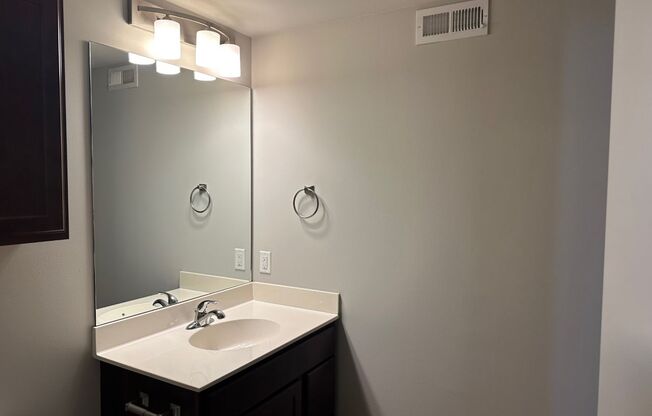 3 beds, 3 baths, 1,461 sqft, $2,020, Unit 306