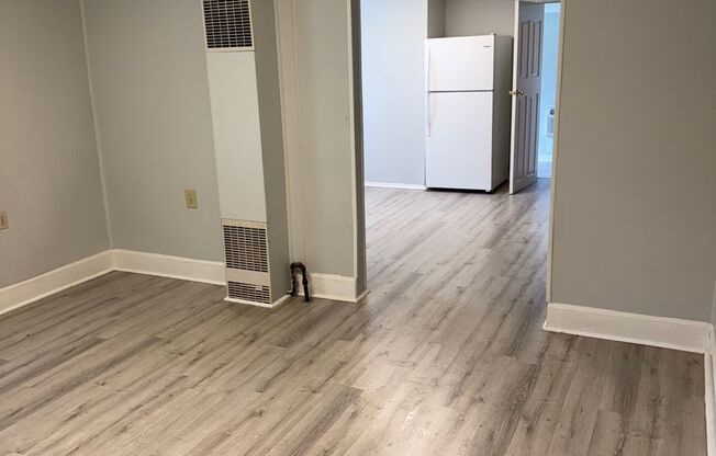 Cozy 1 bedroom duplex for rent!