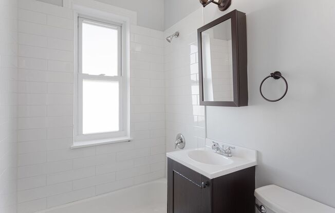 Studio, 1 bath, 362 sqft, $1,450, Unit 605
