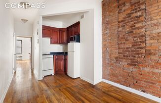 1 bed, 1 bath, $2,900, Unit 4A