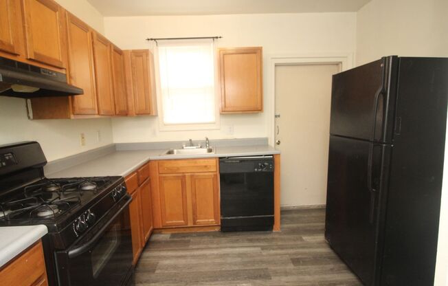 2 beds, 1 bath, 20 sqft, $1,395, Unit 5