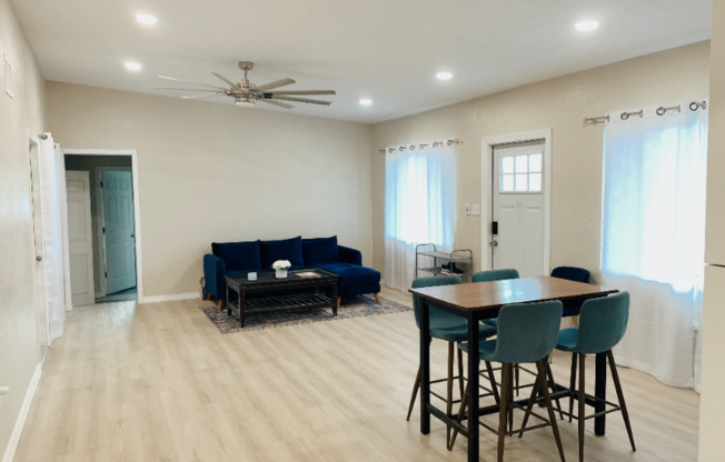 10295 53 AVE N