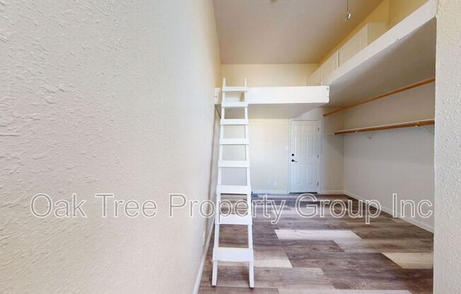 3115 ENCINAL AVE