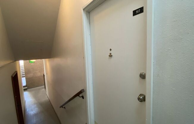 1 bed, 1 bath, 491 sqft, $1,025, Unit Unit 317