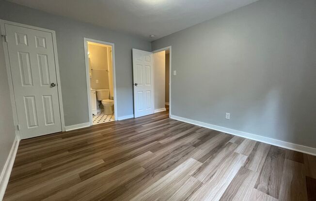 1 bed, 1 bath, 450 sqft, $1,549, Unit 5326 Fifth Ave. #01