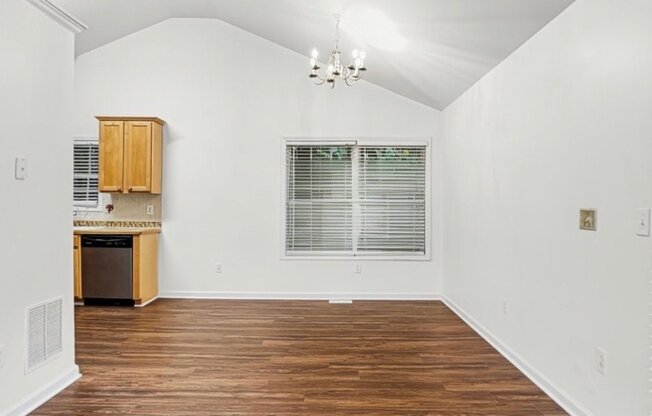 5955 HICKORY SPG DR