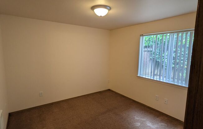 1 bed, 1 bath, 650 sqft, $1,325, Unit 05