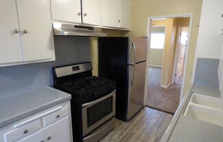 1 bed, 1 bath, 646 sqft, $1,695, Unit 12