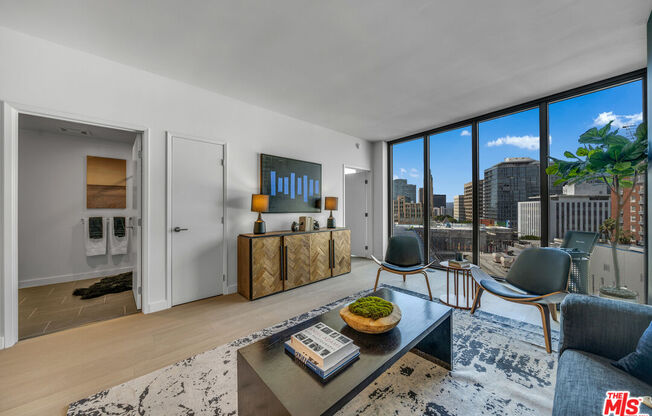 1 bed, 1 bath, 798 sqft, $2,888, Unit 1420