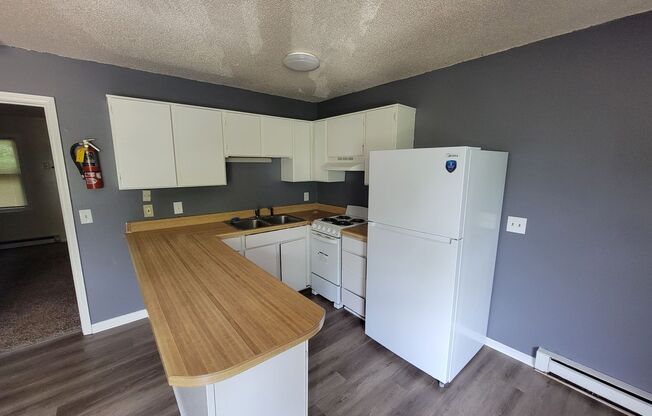201 E. Meadowview Road