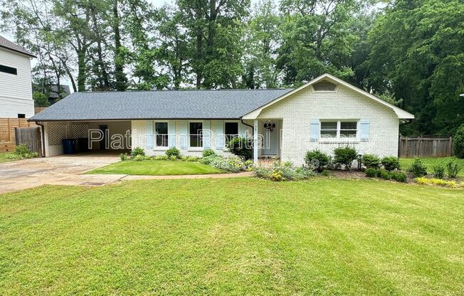 381 LYNNE CIR