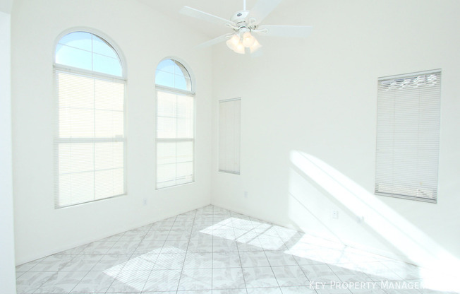 5830 WILLOW TRCE AVE