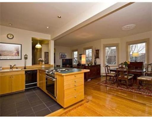 18 SUNSET ST