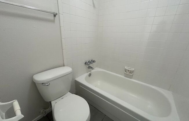 1 bed, 1 bath, 750 sqft, $1,145, Unit ABB-1-303