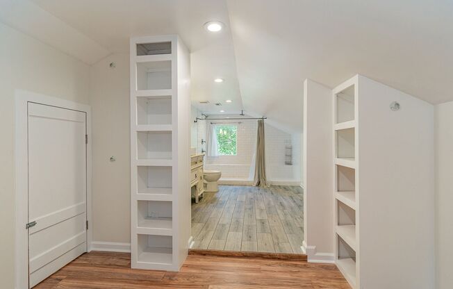 Charming 4 Bedroom Rental