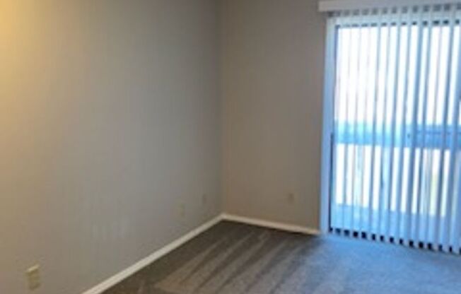 Studio, 1 bath, 520 sqft, $560, Unit 2722-312