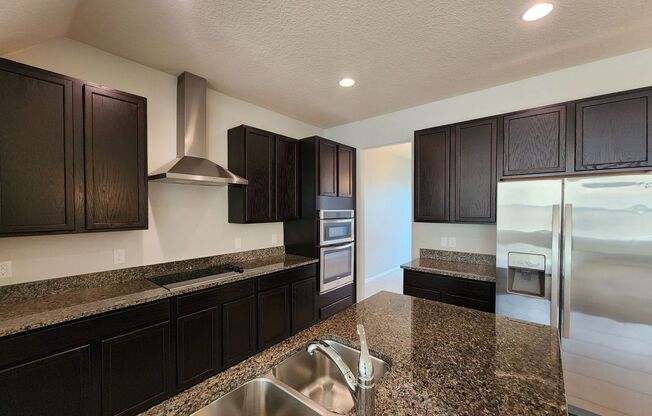 AMAZING 3 bedroom TOWNHOME AT WINDERMERE TRAILS!