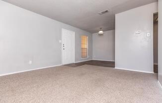1 bed, 1 bath, 616 sqft, $890