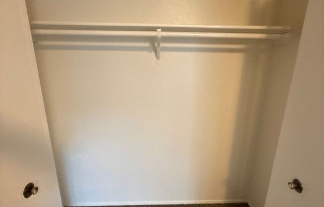 1 bed, 1 bath, 620 sqft, $1,175, Unit 14