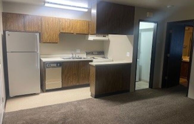 1 bed, 1 bath, 550 sqft, $1,195, Unit 7