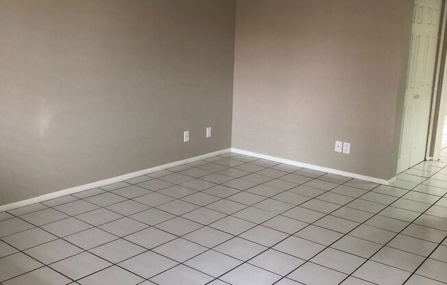 1 bed, 1 bath, $1,350, Unit # 259