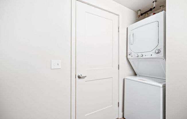 Studio, 1 bath, 350 sqft, $1,500, Unit 314