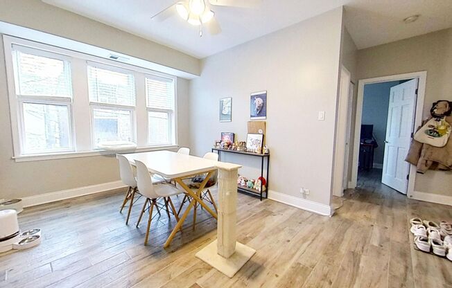 1 bed, 1 bath, 815 sqft, $2,600, Unit 1313 2A