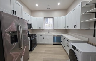 4300 N KIMBALL
