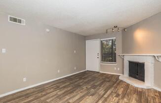 1 bed, 1 bath, 656 sqft, $1,059