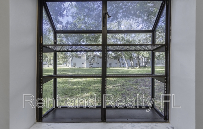 2122 Bradford St. #523