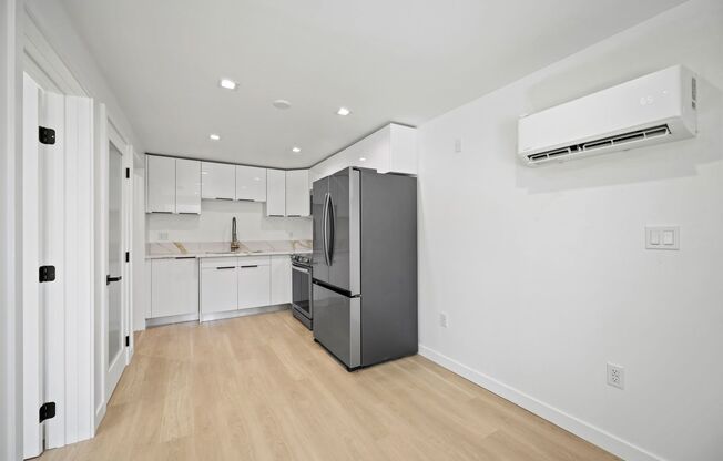 1 bed, 1 bath, 315 sqft, $1,895, Unit Unit 07