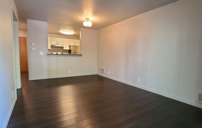 1 bed, 1 bath, 610 sqft, $1,550, Unit 101