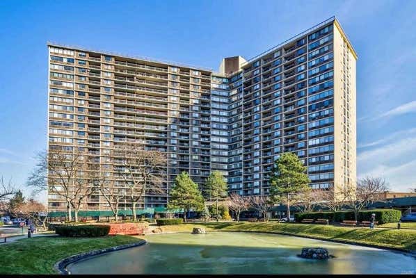 1 bed, 1 bath, 800 sqft, $2,600, Unit 19D