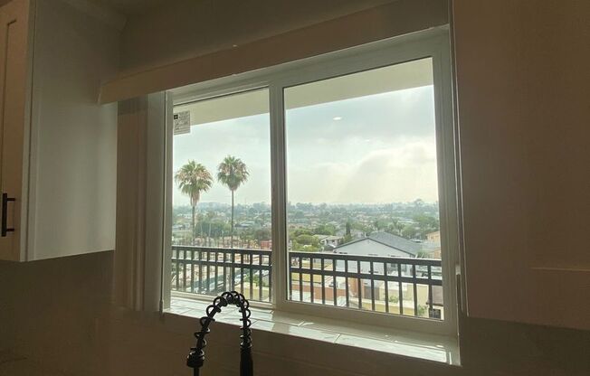 1 bed, 1 bath, 615 sqft, $2,300, Unit 402