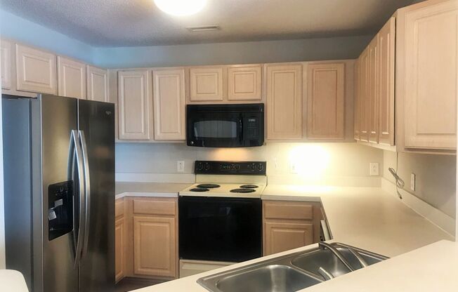 2BR Waterfront Condo in Davidson. Enjoy Beautiful Year Round Lake Views!