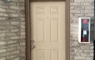 K657 - Guadalupe Square #212