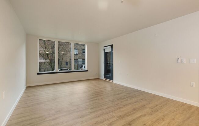 1 bed, 1 bath, 634 sqft, $2,295, Unit 208