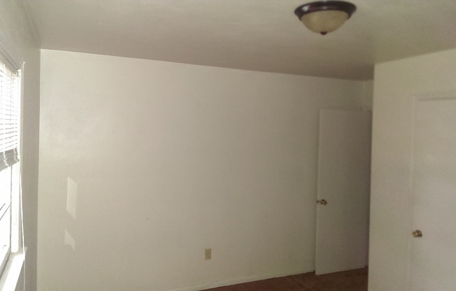 4129 &amp; 4131 Fourth Street