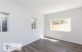 2 beds, 1 bath, 716 sqft, $2,288, Unit 4431 Menlo Ave (ADU)