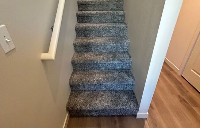 2 beds, 2.5 baths, 1,268 sqft, $1,850, Unit #62