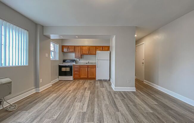 2 beds, 1 bath, 650 sqft, $825, Unit 313-04