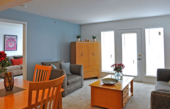 Living Room at The Harbours Apartments, Clinton Twp, MI, 48038