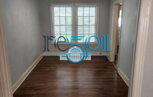 2 beds, 1 bath, $1,300