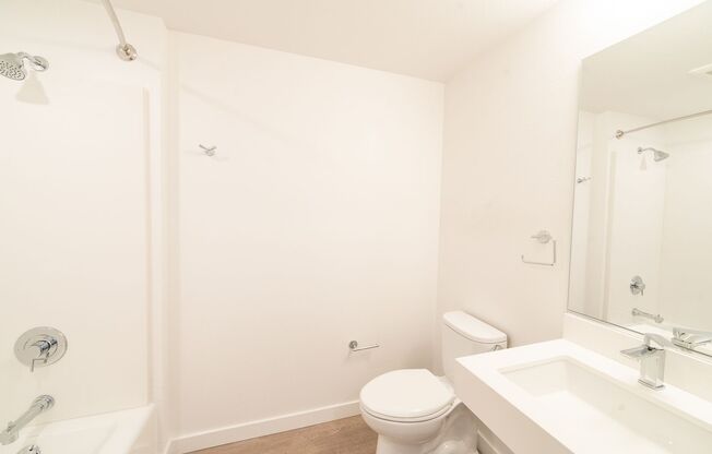 Studio, 1 bath, 370 sqft, $1,448, Unit 702B (Shared Male)
