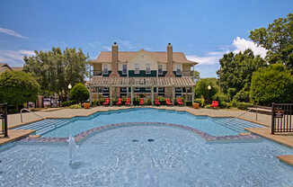 Welcome to Memorial Creek Apartment Homes