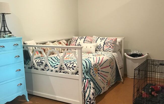 Studio, 1 bath, 637 sqft, $1,150, Unit 207