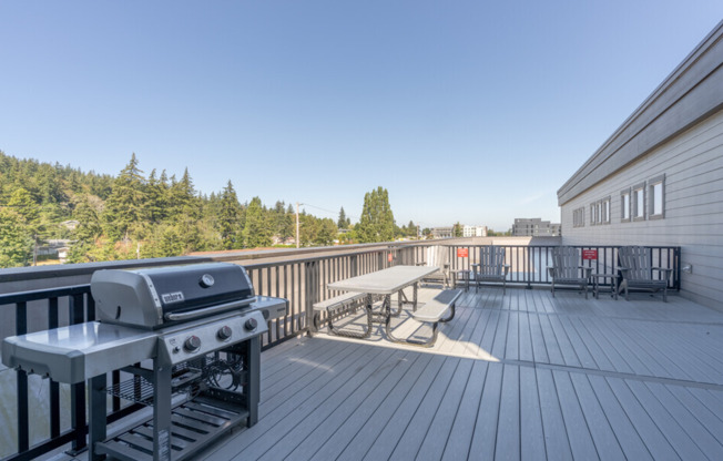 4 beds, 2 baths, $2,600, Unit 109-308