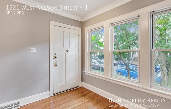 1521 West Nelson Street