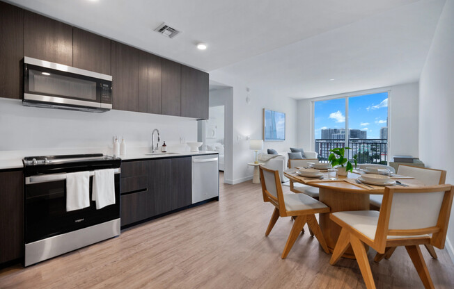 251 NE 20 ST