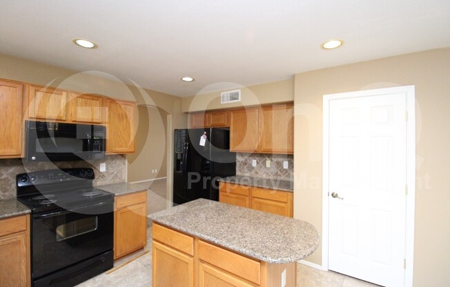 5326 W TARO LN